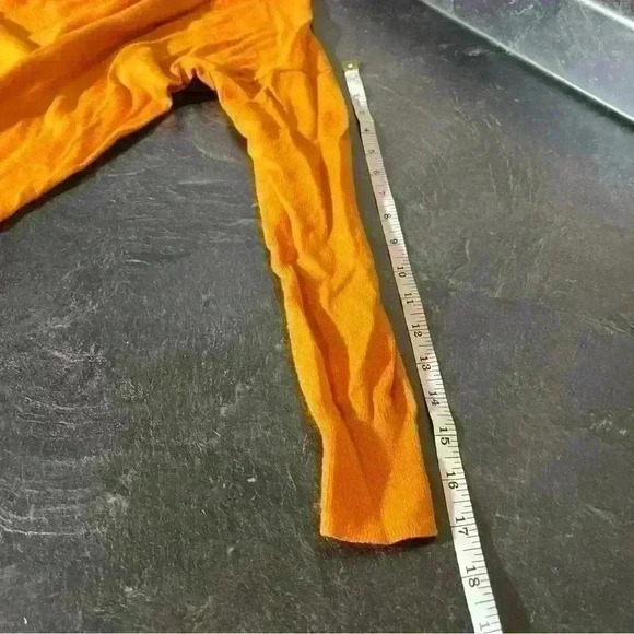 Madewell Sweater Size XS Orange Color Long Sleeve Knit, Ribbed- 50% Merino Wool - Picture 6 of 9